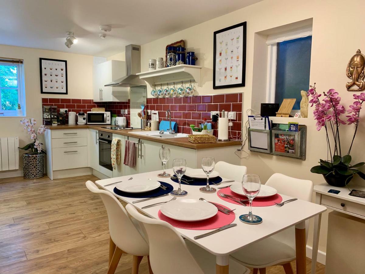 Pristine Apartment In The Centre Of Glastonbury Dış mekan fotoğraf