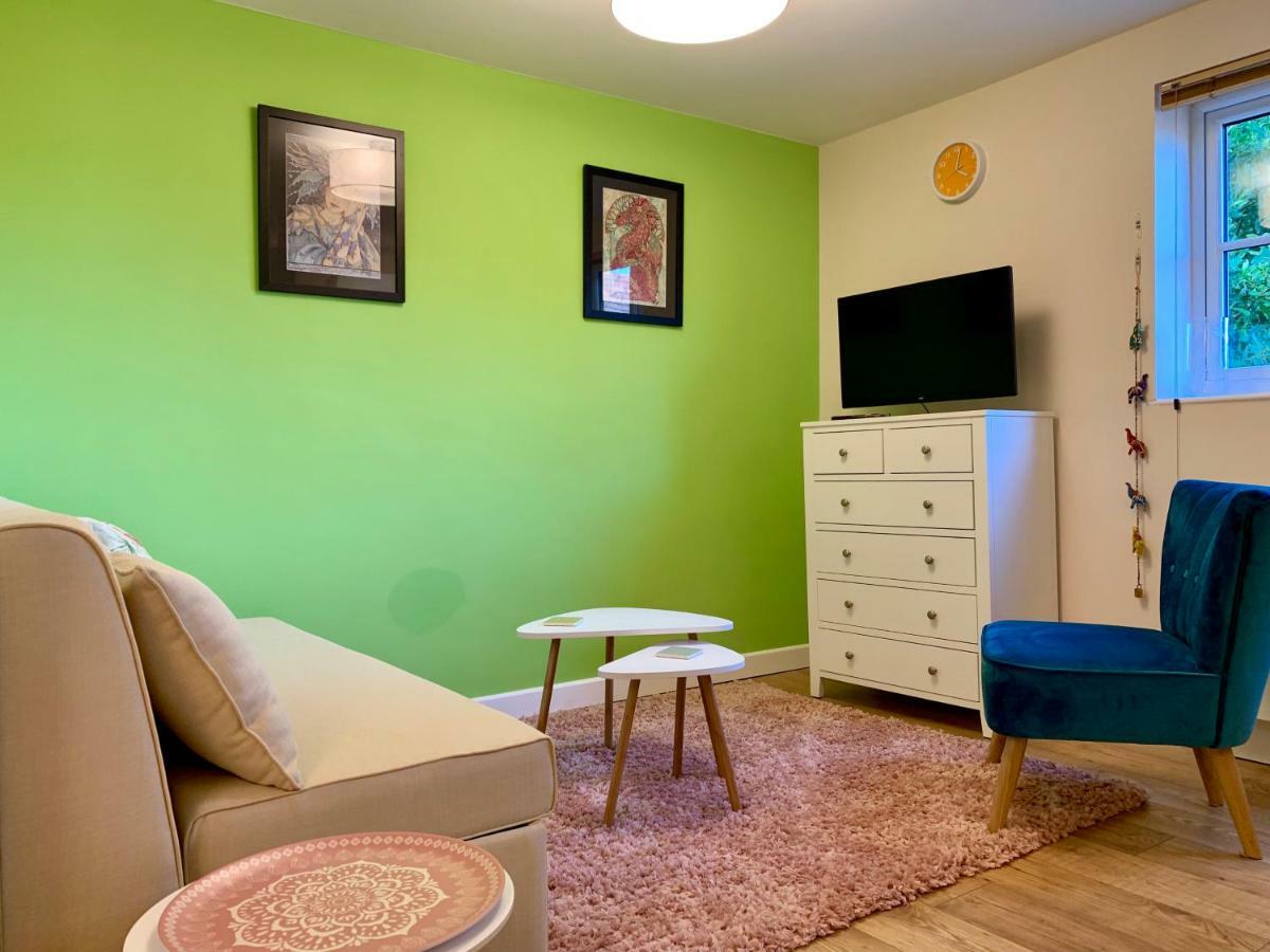 Pristine Apartment In The Centre Of Glastonbury Dış mekan fotoğraf