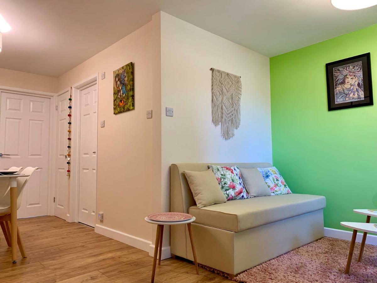 Pristine Apartment In The Centre Of Glastonbury Dış mekan fotoğraf