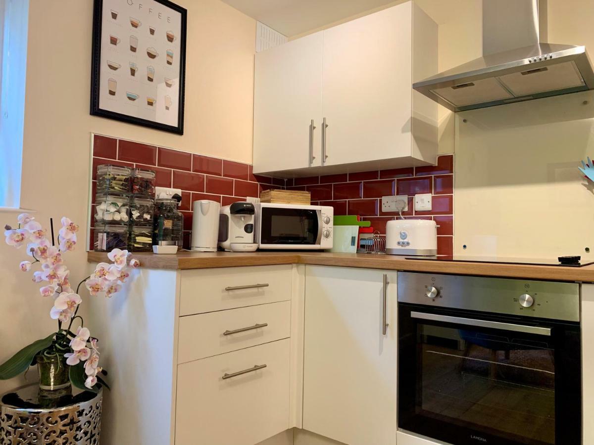 Pristine Apartment In The Centre Of Glastonbury Dış mekan fotoğraf